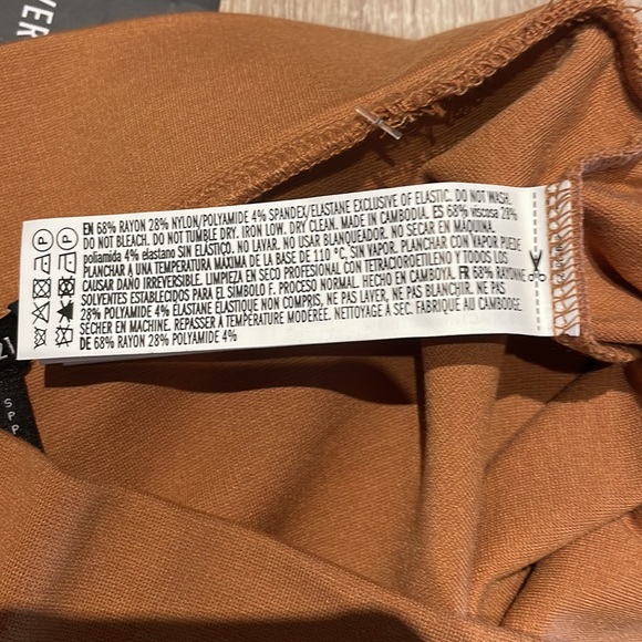 NEW Forever 21 Bronze Mini Skirt - Picture 5 of 5